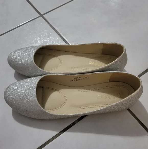 Shoes - Picture 2 of 2